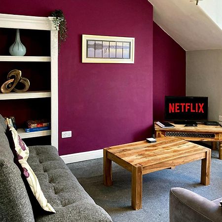 Cosy And Convenient Sunderland Apartment ภายนอก รูปภาพ